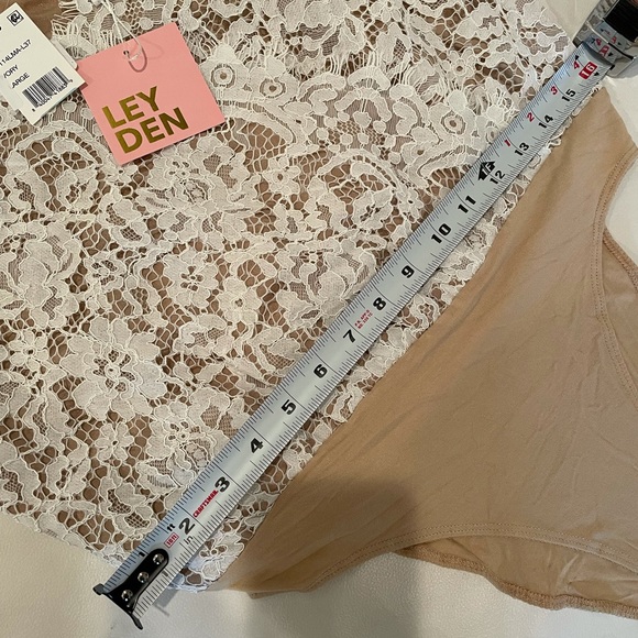 NWT (L) eyelash cream lace light caramel tan bodysuit also in S M L and XL - Picture 5 of 9